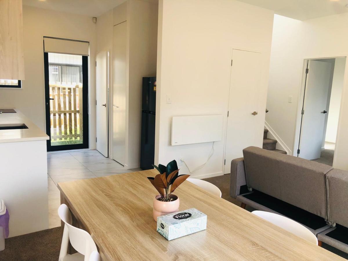 Villa Cozy Brand New Townhouse 24 Auckland Exterior foto